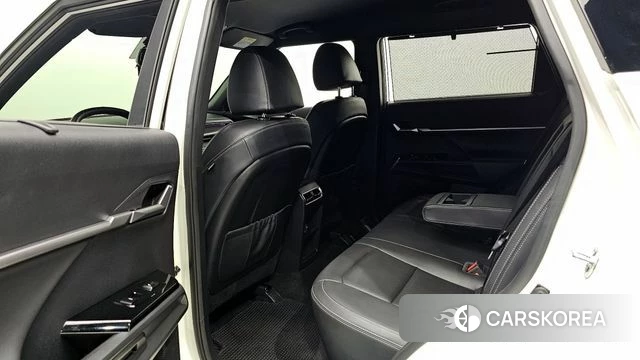 Ssangyong Torres 2023 Белый двухцветный из Кореи, фото 3