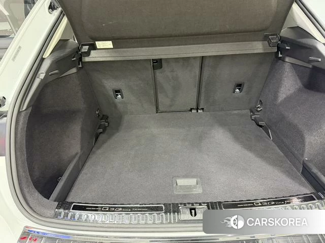 Audi Q3 2023 Белый из Китая, фото 3