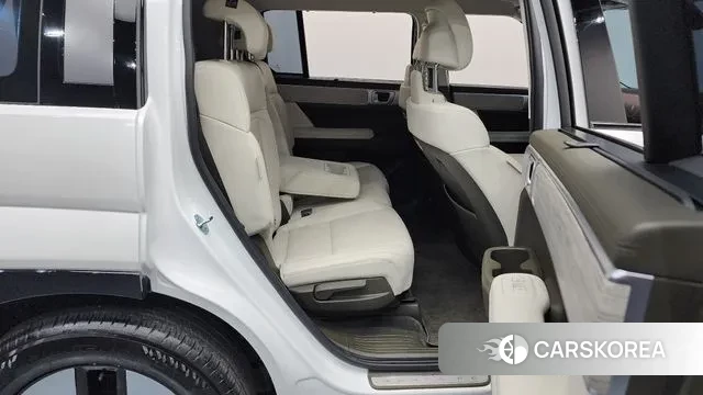 Hyundai Santa Fe (MX5) 2023 Белый из Кореи, фото 3