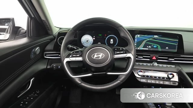 Hyundai The New Avante (CN7) 2024 Белый из Кореи, фото 3
