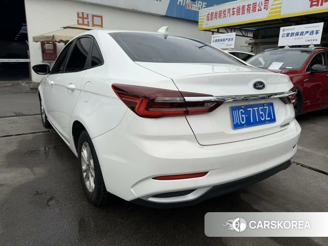 Ford Forrest 2021 Белый из Китая, фото 3