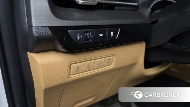 Kia Carnival 4th generation 2023 Белый из Кореи, фото 3