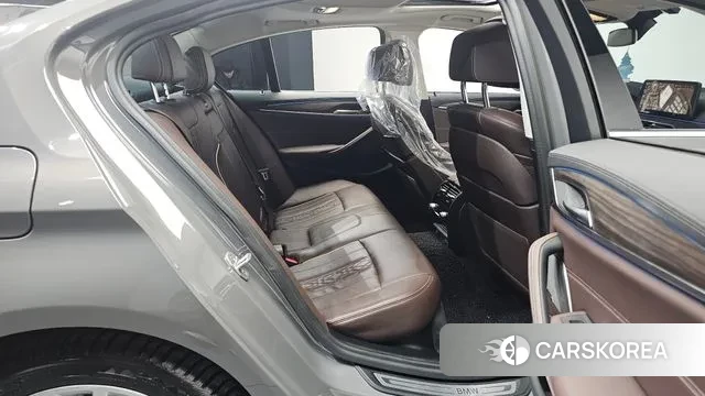 BMW 5 Series (G30) 2020 Серый из Кореи, фото 3