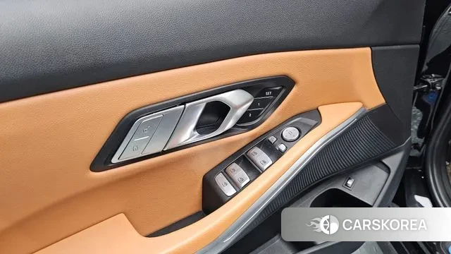 BMW 3 Series (G20) 2022 Черный из Кореи, фото 3