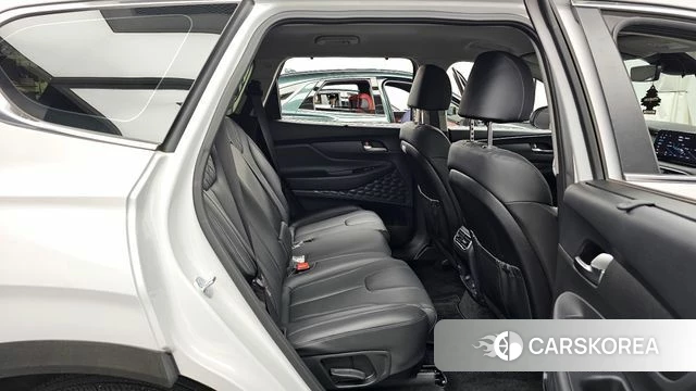 Hyundai The New Santa Fe 2023 Белый из Кореи, фото 3