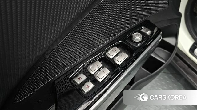 Ssangyong Tivoli Armor 2019 Белый из Кореи, фото 3