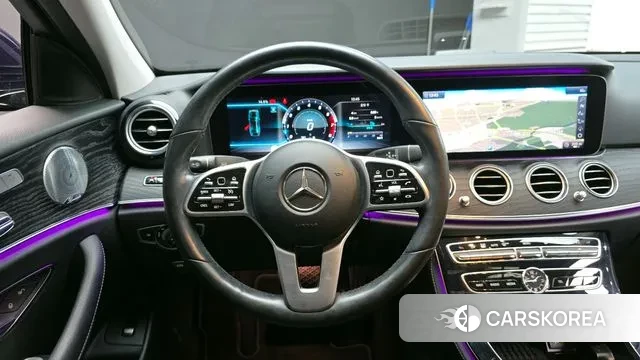 Mercedes-Benz E-Class W213 2018 Синий из Кореи, фото 3