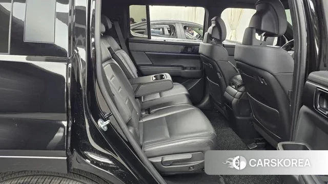 Hyundai Santa Fe (MX5) 2023 Черный из Кореи, фото 3