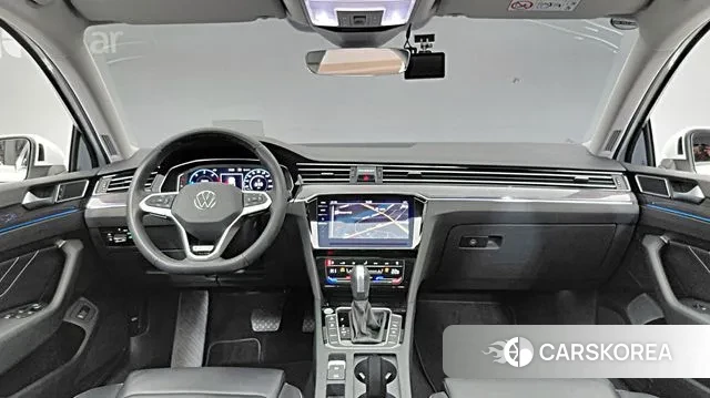 Volkswagen Passat GT (B8) 2022 Белый из Кореи, фото 3