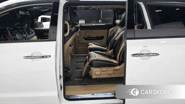 Kia The New Carnival 2018 Белый из Кореи, фото 3