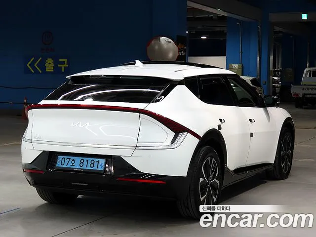 Kia EV6 2022 Белый из Кореи, фото 3