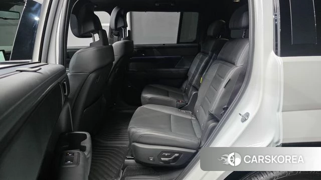 Hyundai Santa Fe (MX5) 2023 Белый из Кореи, фото 3