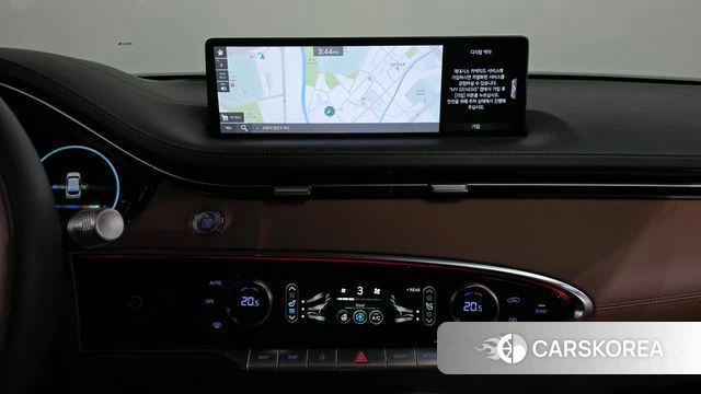Genesis GV70 2023 Белый из Кореи, фото 3
