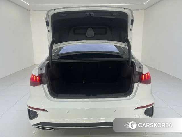 Audi A3 2023 Белый из Китая, фото 3