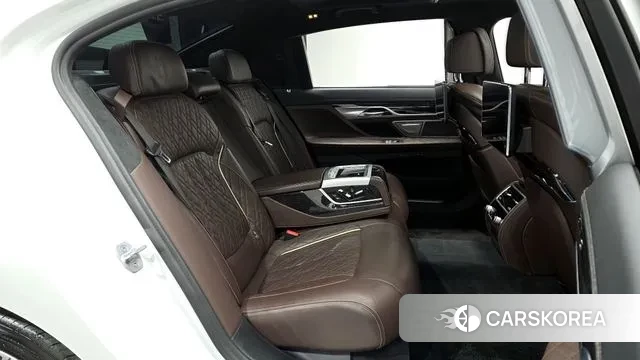 BMW 7 Series (G11) 2022 Белый из Кореи, фото 3