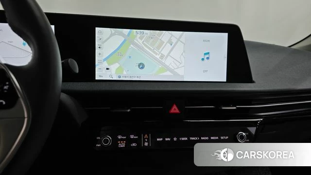 Kia EV6 2023 Белый из Кореи, фото 3