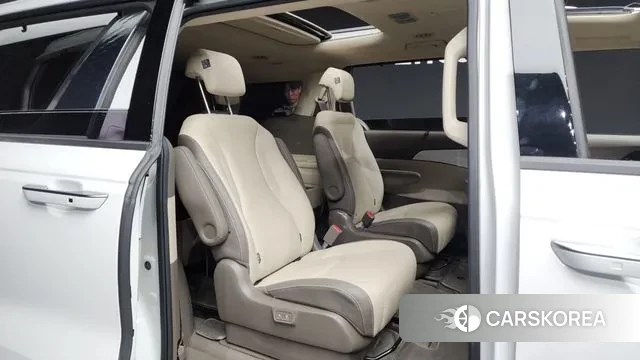 Kia Carnival 4th generation 2021 Белый из Кореи, фото 3