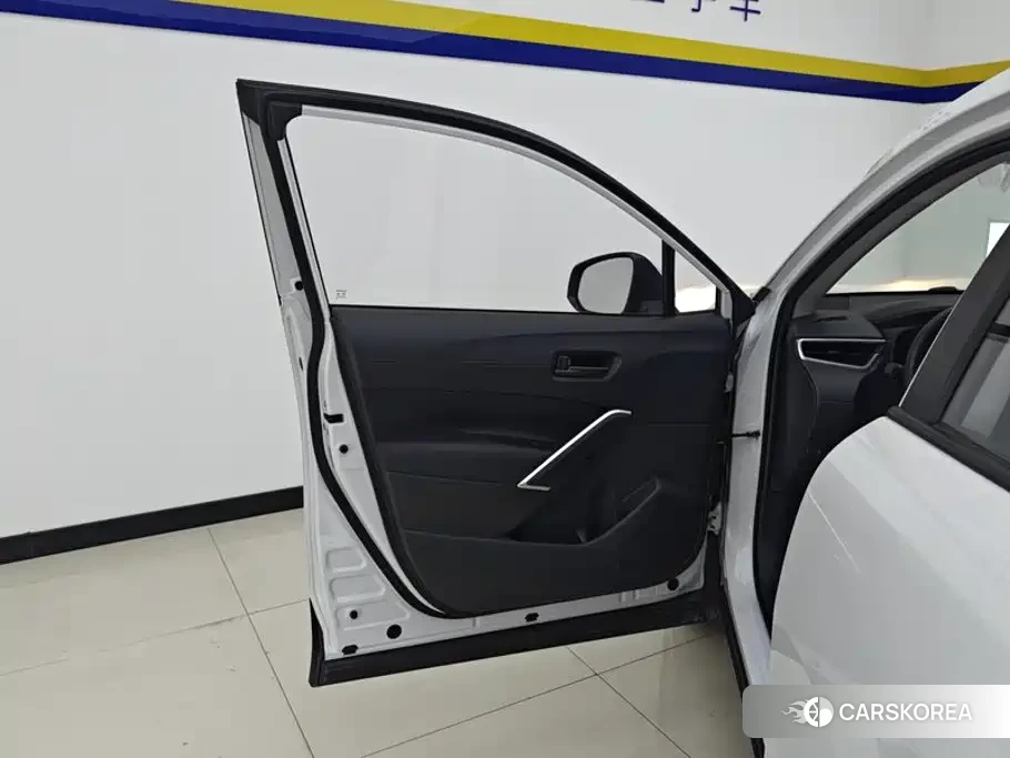 Toyota Corolla 2026 Белый из Китая, фото 3