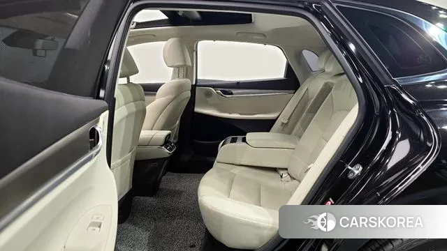 Hyundai The New Grandeur IG Hybrid 2022 Черный из Кореи, фото 3