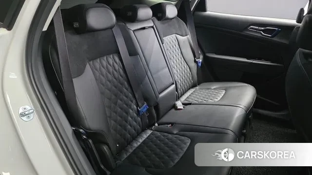 Kia Sportage 5th Generation 2023 Белый из Кореи, фото 3