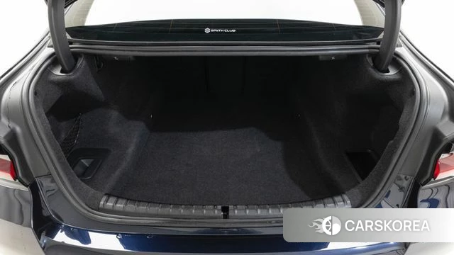 BMW 5 Series (G30) 2022 Черный из Кореи, фото 3