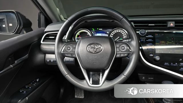 Toyota Camry (XV70) 2018 Коричневый из Кореи, фото 3