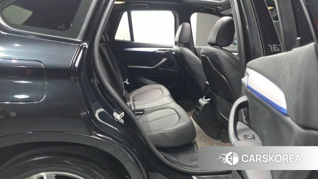 BMW X1 (F48) 2020 Черный из Кореи, фото 3