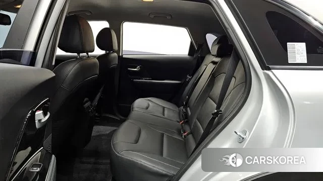 Kia Niro EV 2021 Серебряный из Кореи, фото 3