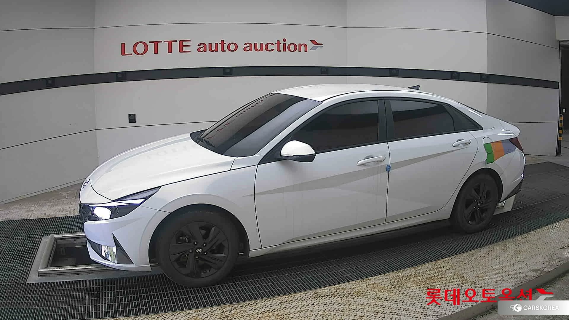 Hyundai Avante 2023 Polar White из Кореи, фото 3