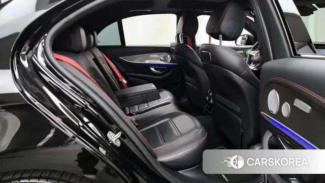 Mercedes-Benz E-Class W213 2018 Черный из Кореи, фото 3