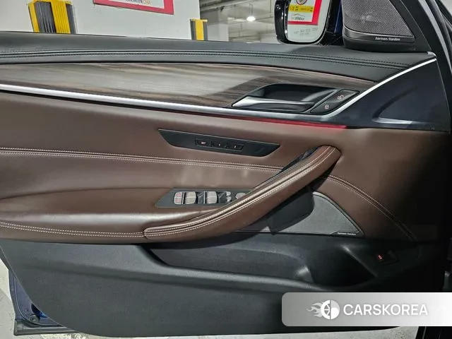 BMW 5 Series (G30) 2020 Синий из Кореи, фото 3