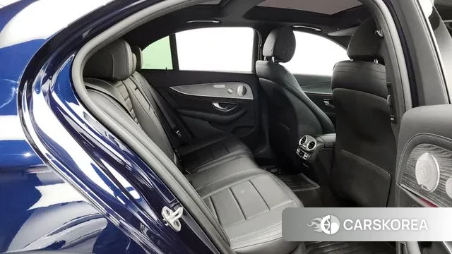 Mercedes-Benz E-Class W213 2020 Синий из Кореи, фото 3