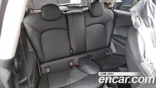 Mini Cooper 2018 Черный из Кореи, фото 3