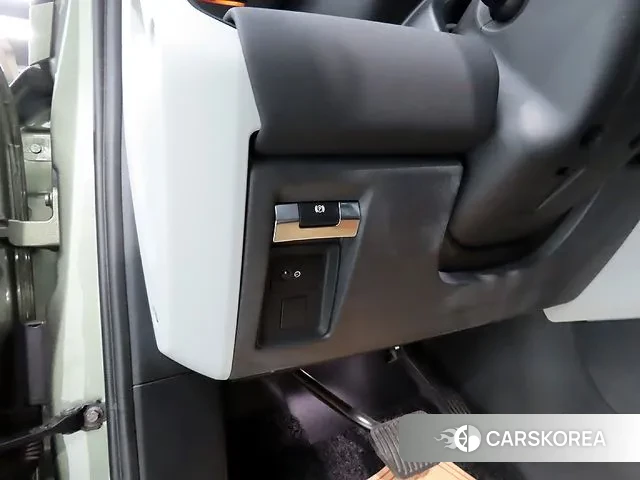 Land Rover Defender (L663) 2021 Зеленый из Кореи, фото 3