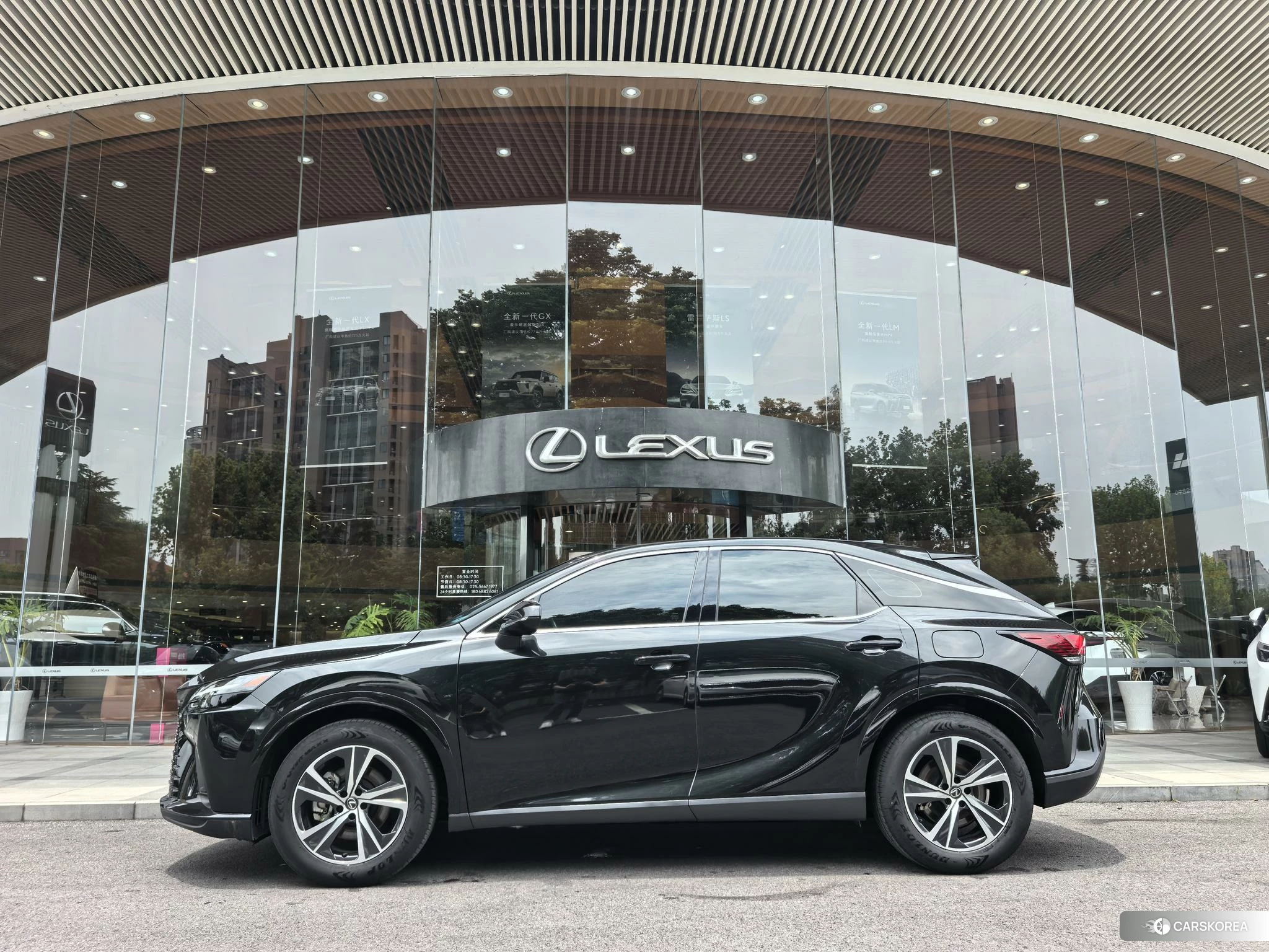 Lexus RX 2023 Черный из Китая, фото 3