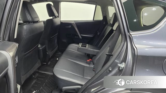 Toyota RAV4 2018 Серый из Кореи, фото 3