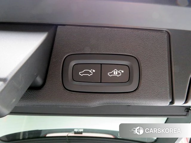 Volvo XC60 second Generation 2026 Черный из Кореи, фото 3