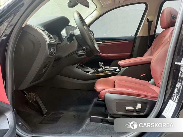 BMW X3 2022 Черный из Китая, фото 3