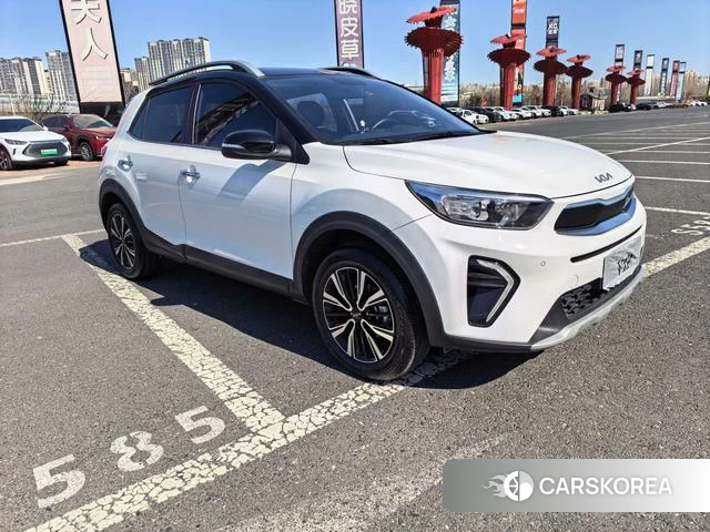 Kia Yi Ran 2022 Белый из Китая, фото 3