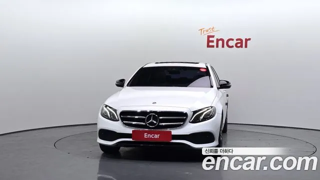 Mercedes-Benz E-Class W213 2020 Белый из Кореи, фото 3