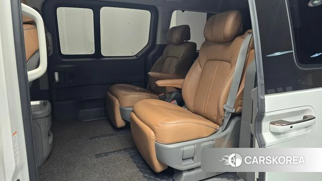 Hyundai Staria 2021 Белый из Кореи, фото 3
