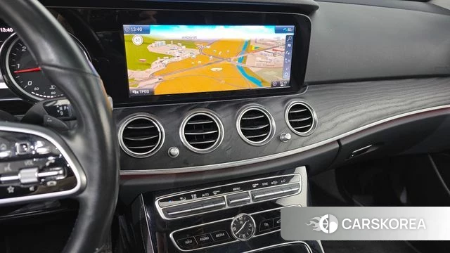 Mercedes-Benz E-Class W213 2020 Черный из Кореи, фото 3