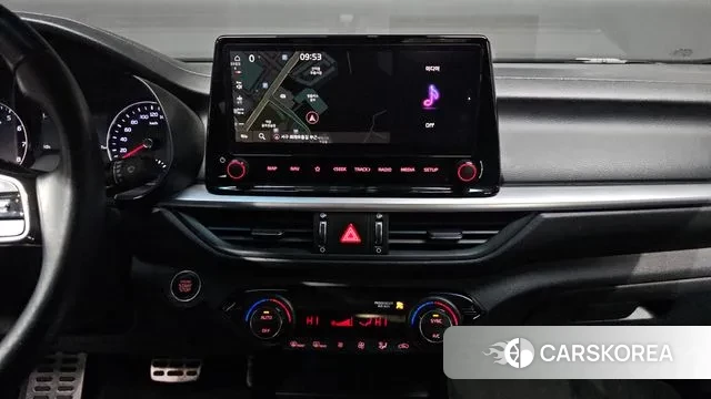 Kia The New K3 2nd generation 2023 Белый из Кореи, фото 3