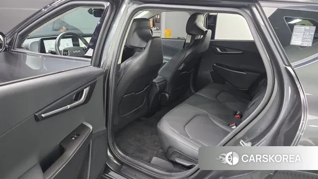 Kia EV6 2022 Серый из Кореи, фото 3