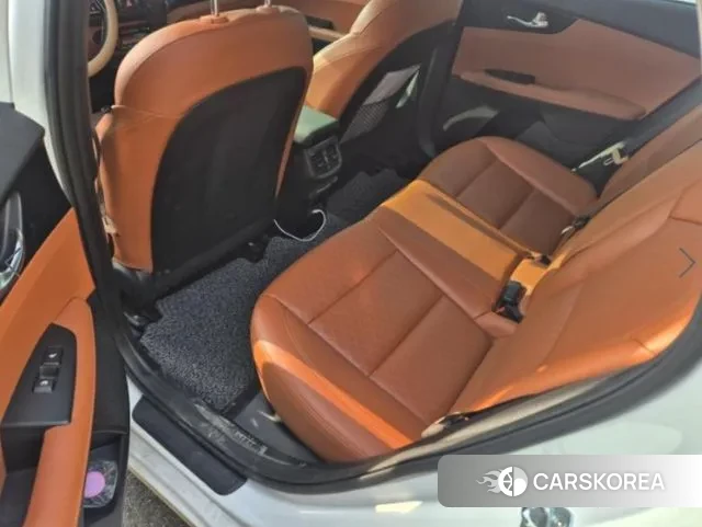 Kia The New K3 2nd generation 2021 Белый из Кореи, фото 3