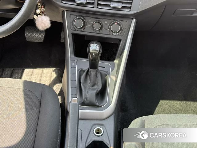 Volkswagen Polo 2021 Белый из Китая, фото 3