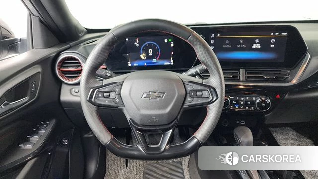Chevrolet (GM Daewoo) Trax Crossover 2024 Серебристо-серый из Кореи, фото 3