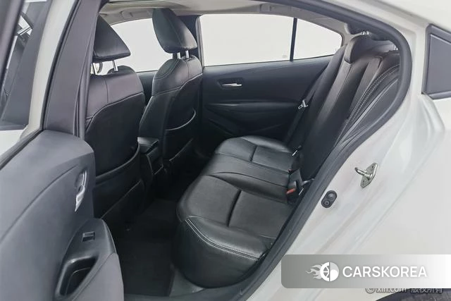 Toyota Corolla 2021 Белый из Китая, фото 3