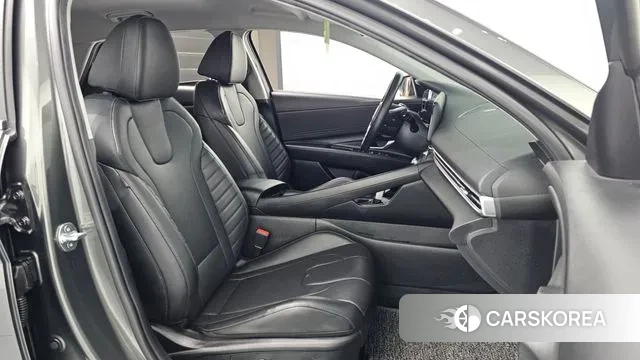 Hyundai The New Avante (CN7) 2023 Серый из Кореи, фото 3