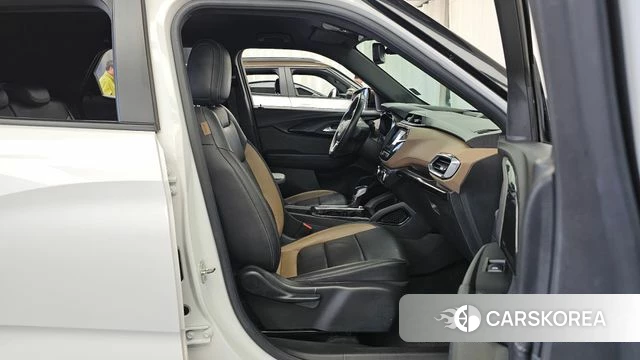 Chevrolet (GM Daewoo) Trailblazer 2021 Белый из Кореи, фото 3